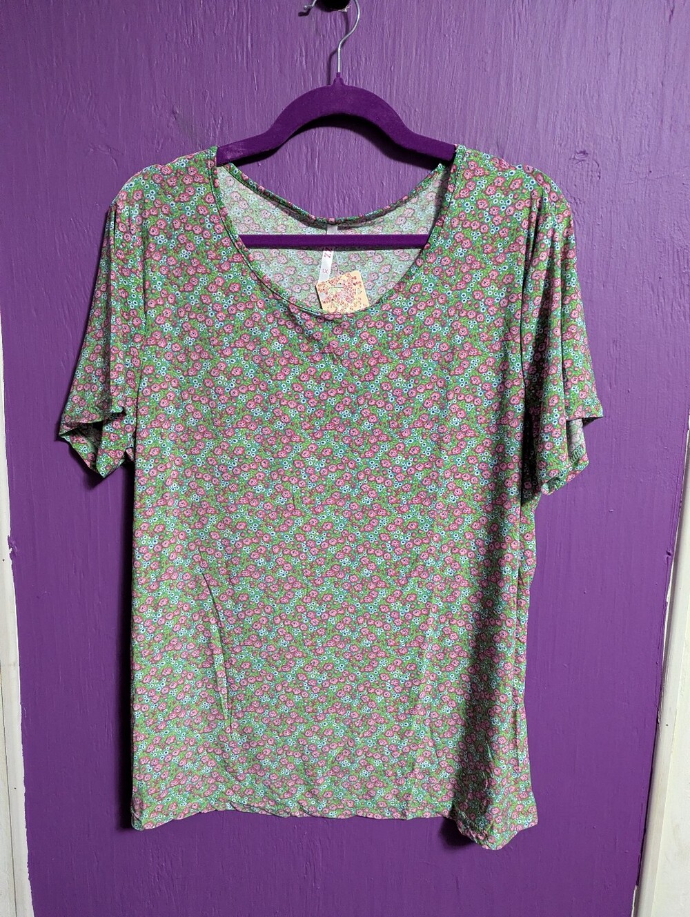 💜 NWT Buzz Green Pink Floral Short Sleeve Top 1X 16 18